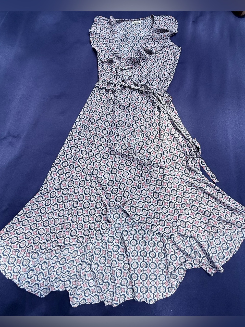 Max Studio Geometric Ruffle Front Wrap Dress Small Blue Red